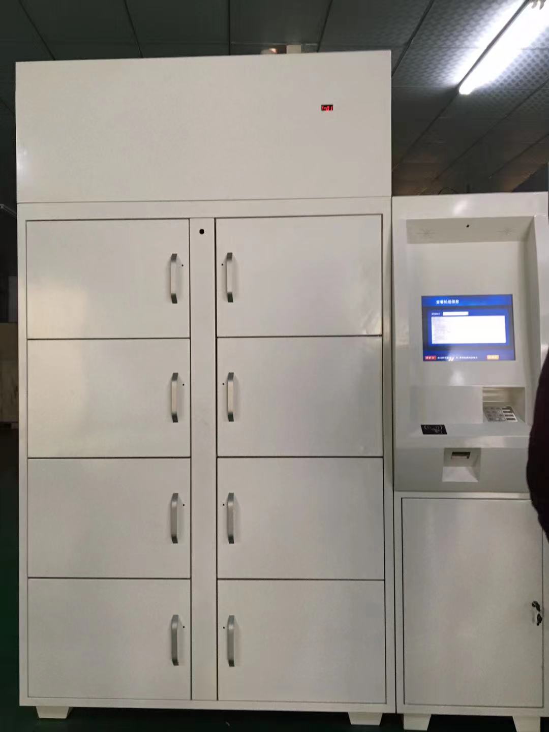 food-and-vegetable-refrigerated-cabinet