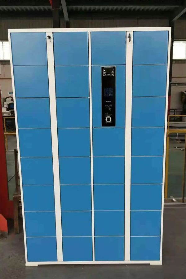 luggage locker